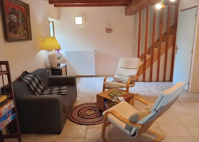 Le En Fleurs Apartman